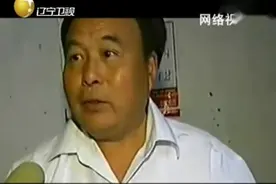 百元大钞被撕成碎片难拼回，好心人上门传授特殊技巧，太精妙！视频封面