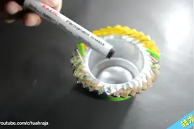 易拉罐改装精美烟灰缸，很实用哦视频封面