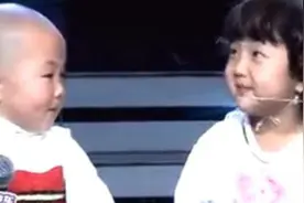 3岁小萌娃张峻豪带着小女朋友首次登场 智商情商碾压所有人视频封面