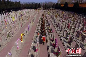 人生终点站的礼乐人：用音乐守护逝者尊严(图)图片