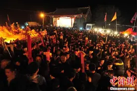 河北“三月三” 庙会举行 人山人海场面壮观图片