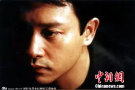 大规模追忆张国荣 是想念还是“过度消费”？图片