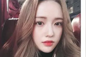 教你两招剪出超级修饰脸型的中分刘海发型，手残党都能挽救