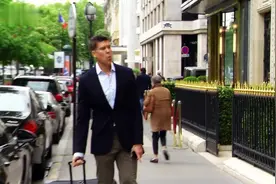 百万美元豪宅：男子去巴黎卖房子，住最高雅最标志性的酒店，好爽视频封面