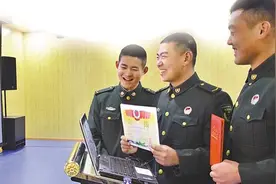 互联网进军营 视频里的别样“团圆”图片