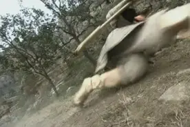 孙悟空大战劈天神掌，悟空落败而逃