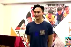 张智霖袁咏仪爱子近照曝光 魔童真是越来越帅了视频封面