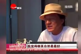 成龙“私生女”小龙女想见成龙，妈妈吴绮莉不愿意！