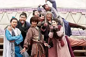 射雕之江南七怪最强花絮：郭靖的一群逗逼师父视频封面