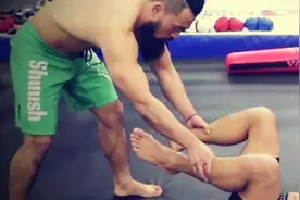 格斗教学之过腿时的足跟勾