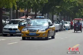 武汉公布网约车实施细则 车辆需在该市登记注册图片