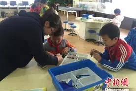兰州小学生课后免费学“艺” 家长点赞寓教于乐(图)图片