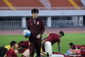 前中国男足主帅高洪波“叶落归根”接掌家乡北京球队图片