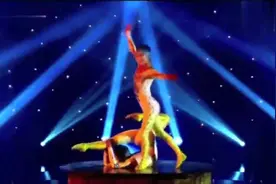 两位美女上演zlata柔术，动作柔美大胆！真精彩视频封面