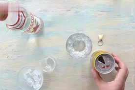 红牛加上伏特加，秒变网红断片酒，自认为千杯不倒，结果不省人事