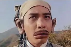 佛山一男子男扮女装代考 考试现场被抓视频封面