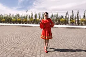 内蒙古乌海明珠广场舞《妈妈你辛苦了》学跳版 编舞 美久老师