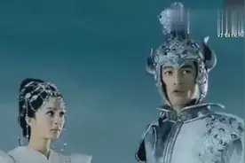 胡歌为什么不换公司,甘愿在唐人公司呆十几年看完真心佩服胡歌视频封面