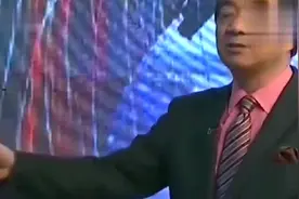 《战狼2》中舰艇发射导弹能把坦克干掉 张召忠说出了真实情况！