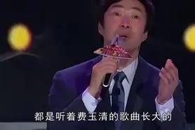 费玉清64岁宣布封麦，永久退出歌坛，理由令人泪目，春晚成了绝唱