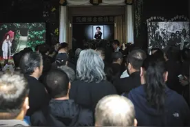 送别杨洁，从此西天万里遥图片