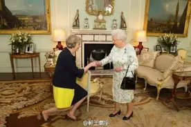 英国梅姨用高跟鞋“征服”世界！效仿她？你要先学会驾驭它！图片