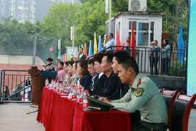 家校携手 亲子竞技 空港新城小学趣味运动会让乐娃和乐爸乐妈健康快乐图片