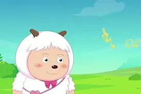 暖羊羊也很喜欢扁嘴伦的歌，它跑到野猪先生家外面偷偷的听