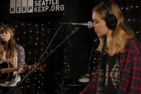 去有音乐和欢乐的地方摩旅  First Aid Kit《My Silver Lining》