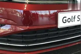 MQB平台最强车型，19款高尔夫Sportsvan到店，车内空间比SUV还要视频封面