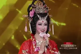 小伙化妆4小时一曲《贵妃醉酒》绝美反串尽显古典美，羡煞女人