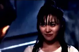 女下属暴雨路过男上司家进去避雨，看到最后才知道是女下属的套路视频封面