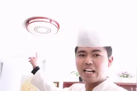 饭店客厅大灯坏了，电工维修要110元，厨师长花26元买个LED灯搞定