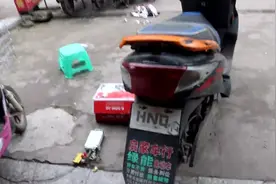 电动车起步不朝前反而倒退？小伙教你快速判断解决问题，一学就会