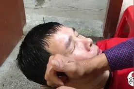 农村祖传的理发手艺，这手法已经没人会了，剪了40多年还很受欢迎