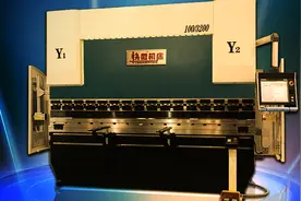 瑞士斯伯克Touch12触屏版系统电液同步数控折弯机