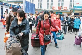 今明两天西安前往宝鸡等方向动车票额较充足图片