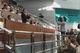 农安县委书记韩明玉宣布第二届青运会拳击体校组比赛开幕式开始视频封面