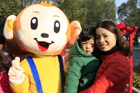 西溪民俗闹春人气旺 黄金周七天接待游客16万图片