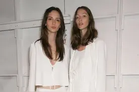 节后穿上这些元气职业装 办公室总被搭讪别嫌烦！图片