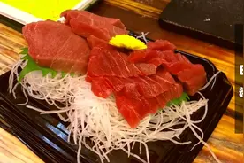 就这么一小盒，2500日元，贵还是便宜视频封面