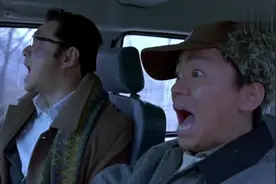 乘客问司机到哪了，结果扭头一看，司机居然睡着了