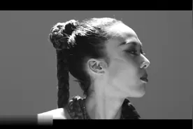 尹美莱《Angel》百听不厌，唱功和颜值都爆表了，霸气唱功帅到爆