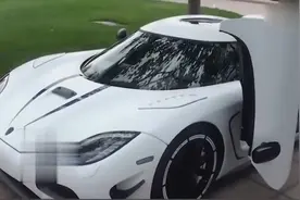 豪车去车管所上牌，卖车的一脚油门下去，豪车当场废掉！视频封面