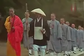 日本第一高手来少林挑战，少林高僧不是对手，而旁边小伙却是高手视频封面