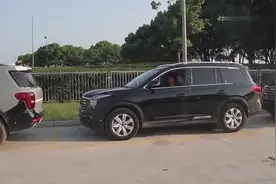 传祺GS8自动泊车