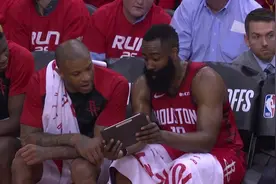 【官方集锦】火箭118-98爵士 哈登三双主场大胜视频封面