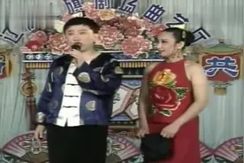 东北二人转：吉中利演唱刘老根主题曲只求无愧过百年，唱的真赞！