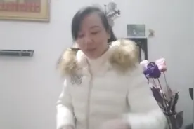 墙上的强力粘钩不好取？妙招达人只用吹风机，就轻松解决