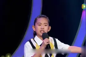 小萌娃翻唱曲婉婷的《没有什么不同》，被导师批评配合不好